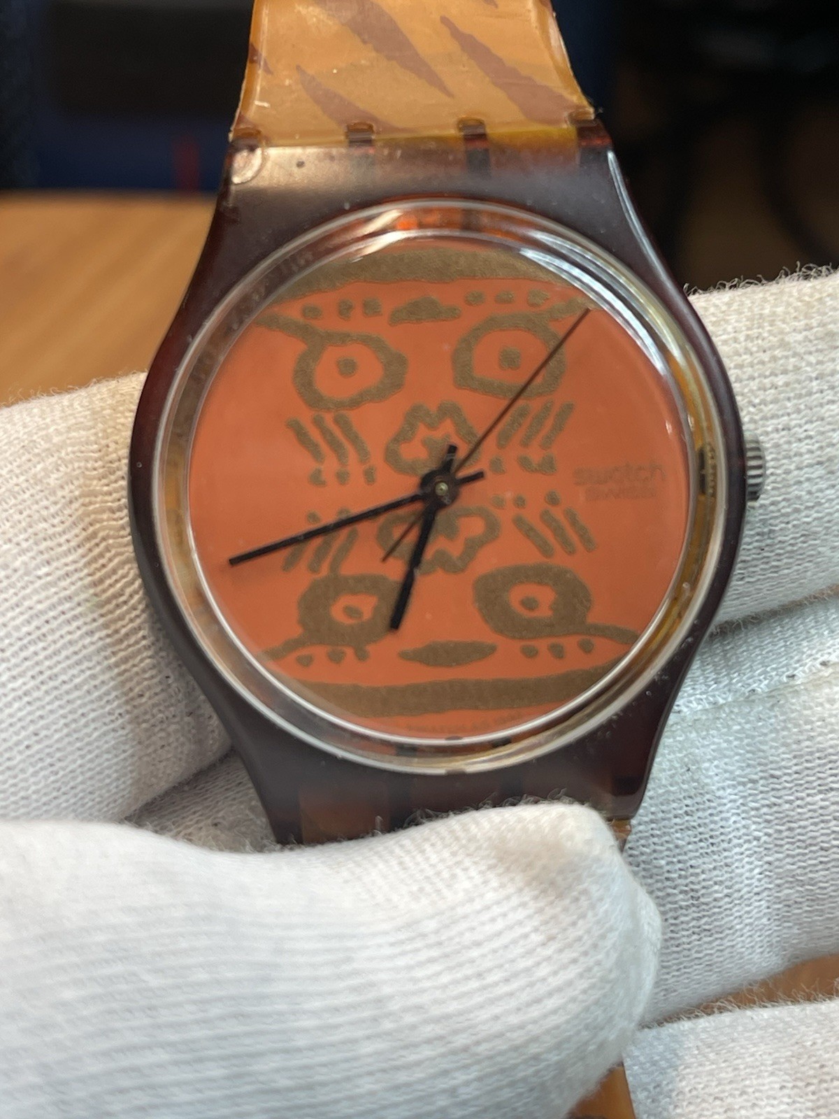 Swatch Unisex Wristwatch Graphic Dial Orange/Brown Plastic Strap Swiss Made