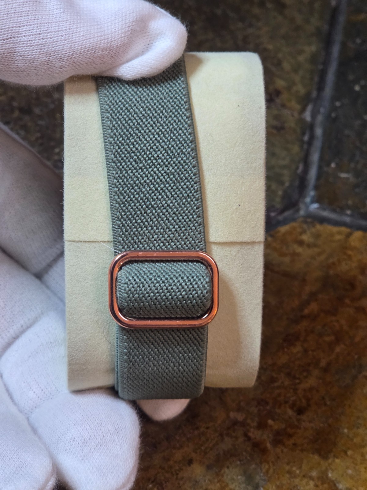 Mens field watch “Never used”