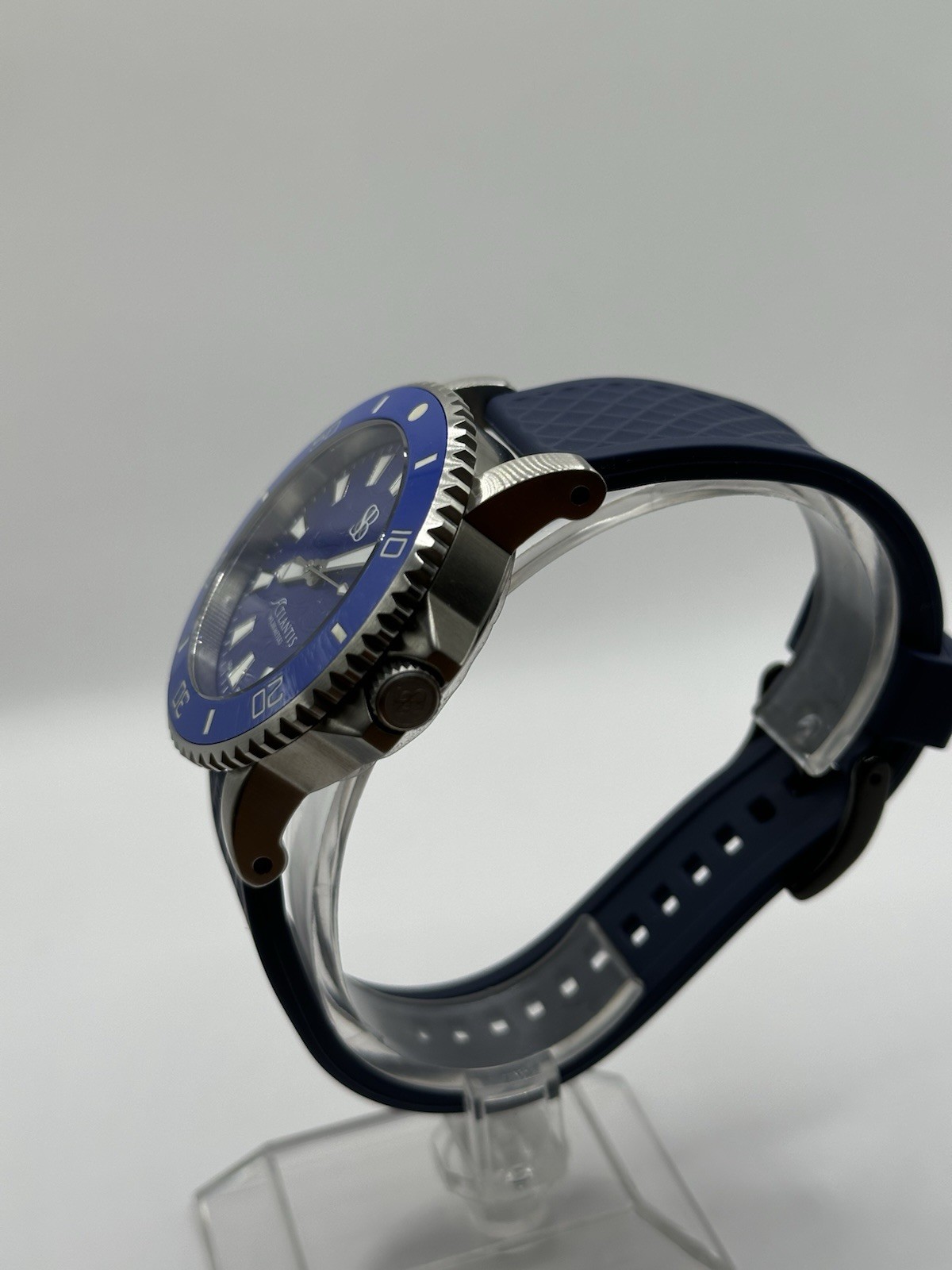 Smith And Bradley Atlantis Sport Dive Watch Diver 44mm With Ritche Strap