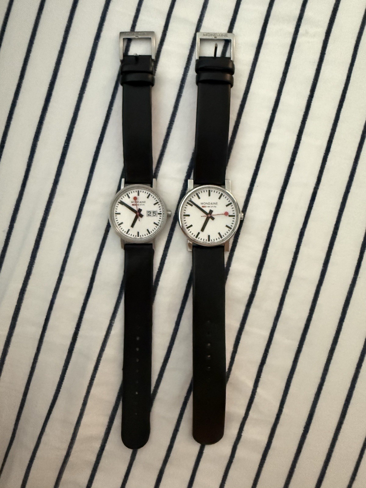 Mondaine Official Swiss Railways Watch 33 mm and 35 mm Sets Swiss Railways