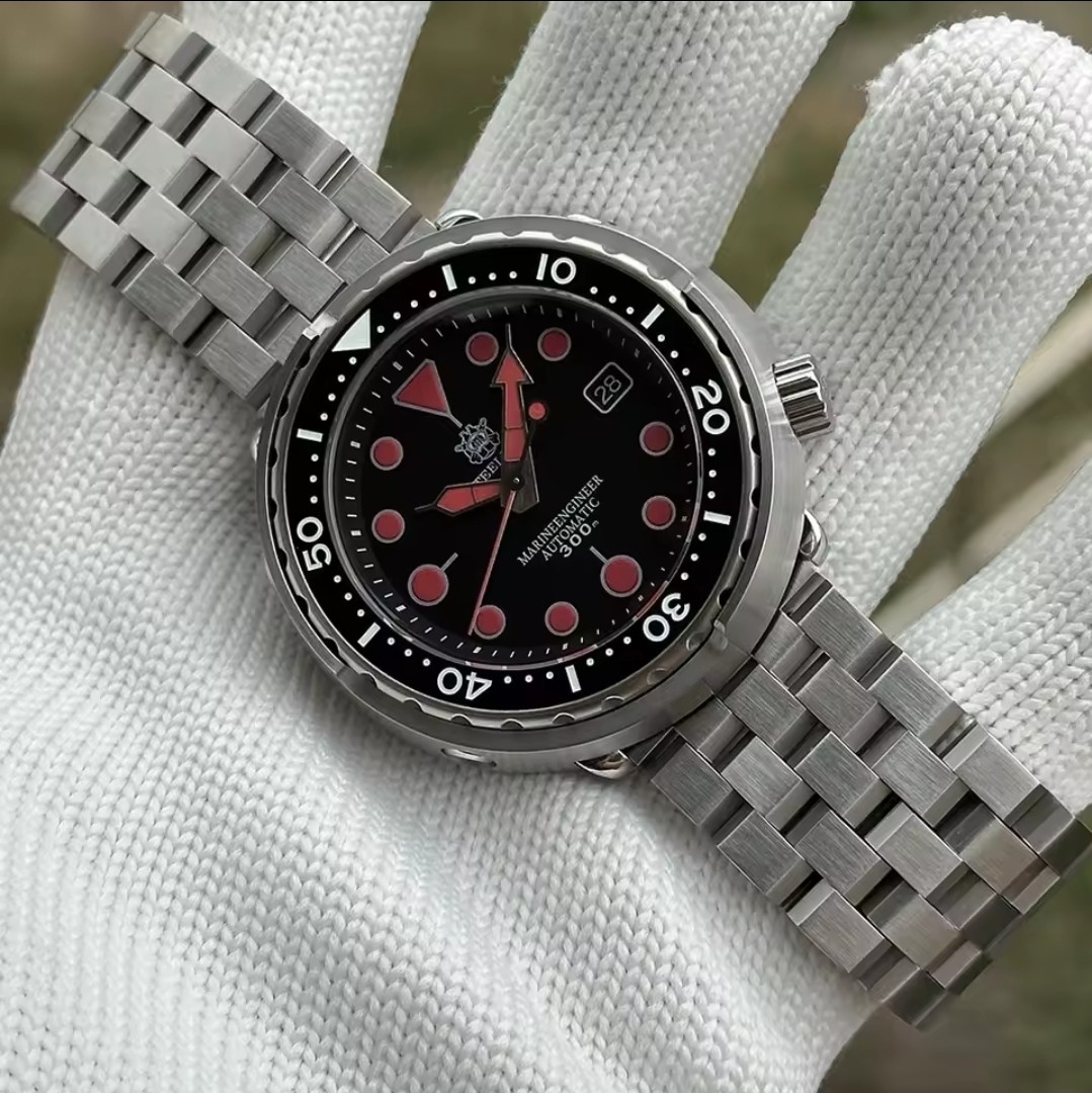 STEELDIVE SD1975 Mens Diver Watch Automatic 300m Seiko NH35 Tuna Black Red New
