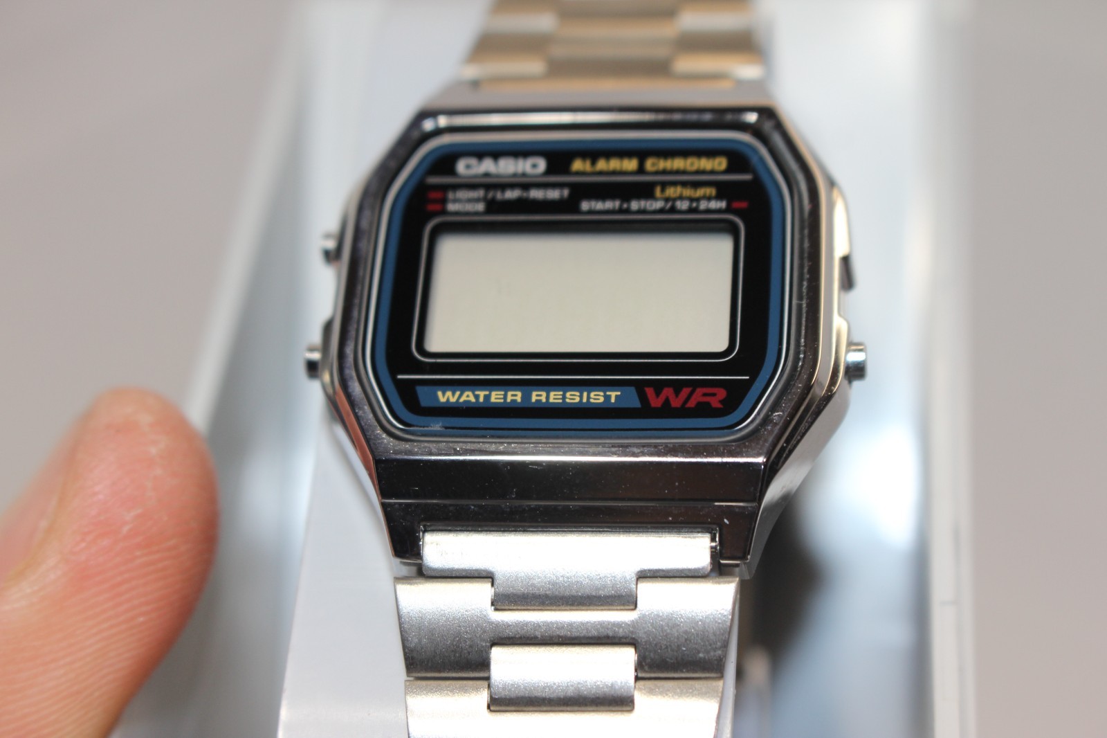 Vintage? Casio Classic A158WA-1 Wrist Watch Metal Oyster Band, Near mint!