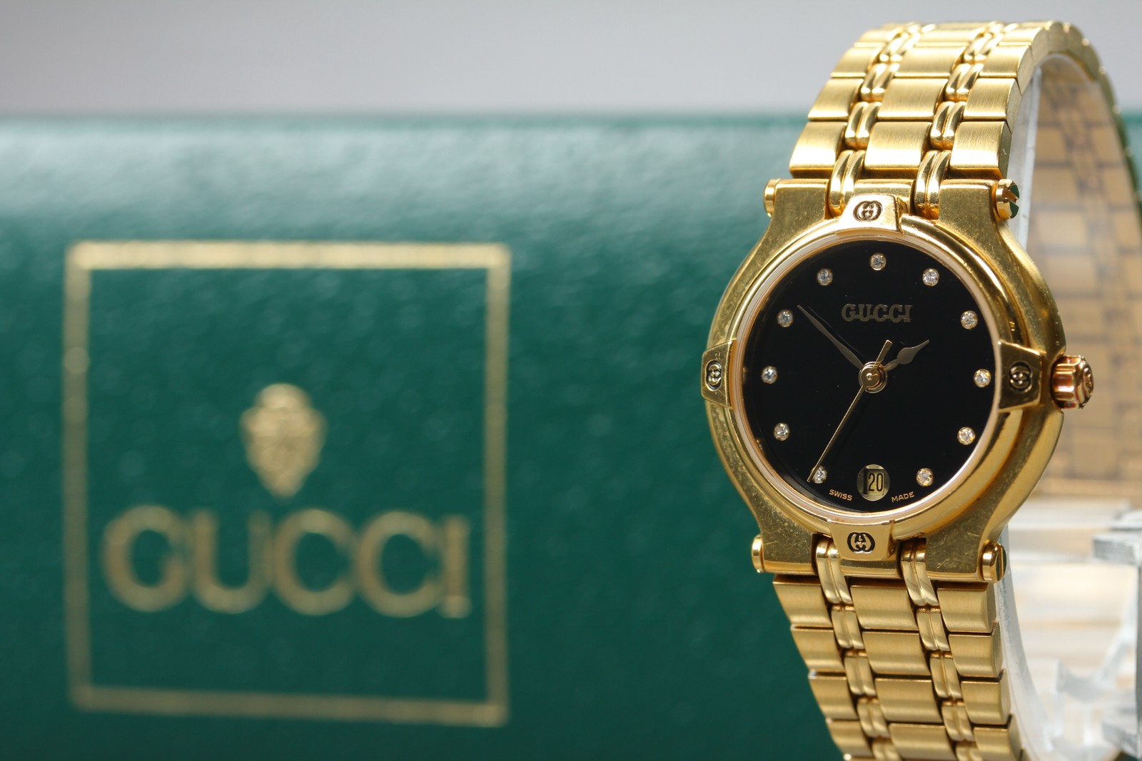 [Near MINT w/ Box] Gucci 9200L 25㎜ Gold 11P Diamond Day Dial Qz Women’s Watch