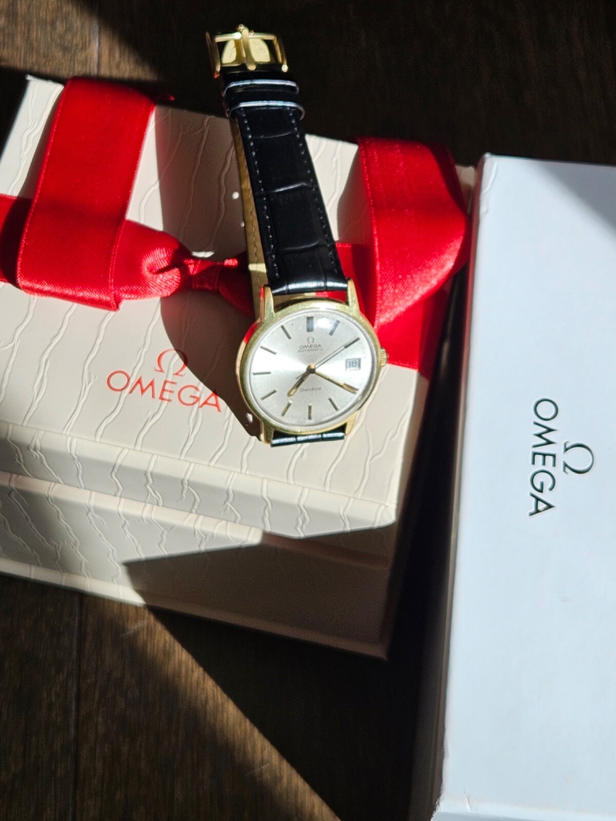 Omega Geneva Automatic Gold 35mm