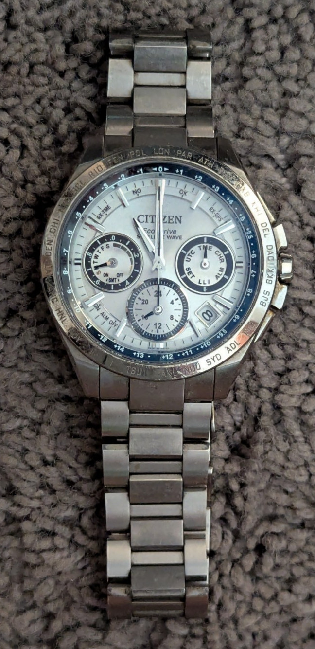 Satellite Wave F900 Silver Tone Titanium Water Resistant Watch