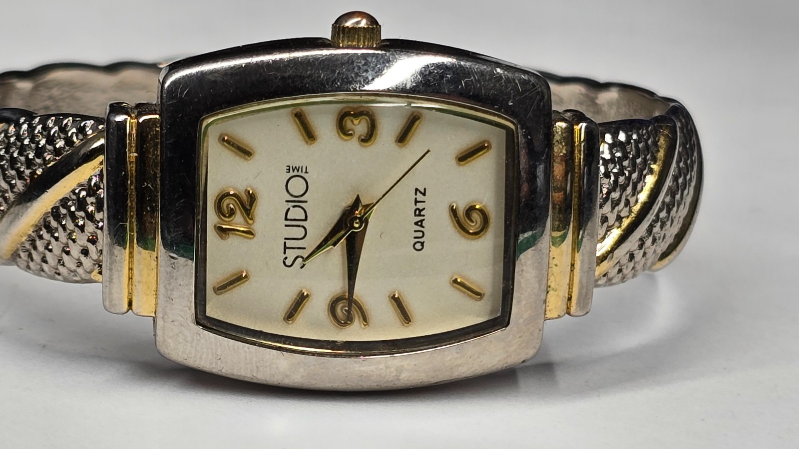 STUDIO Time STD950T Cuff Bracelet Quartz Analog Women’s Watch Sz. 6″ New Battery