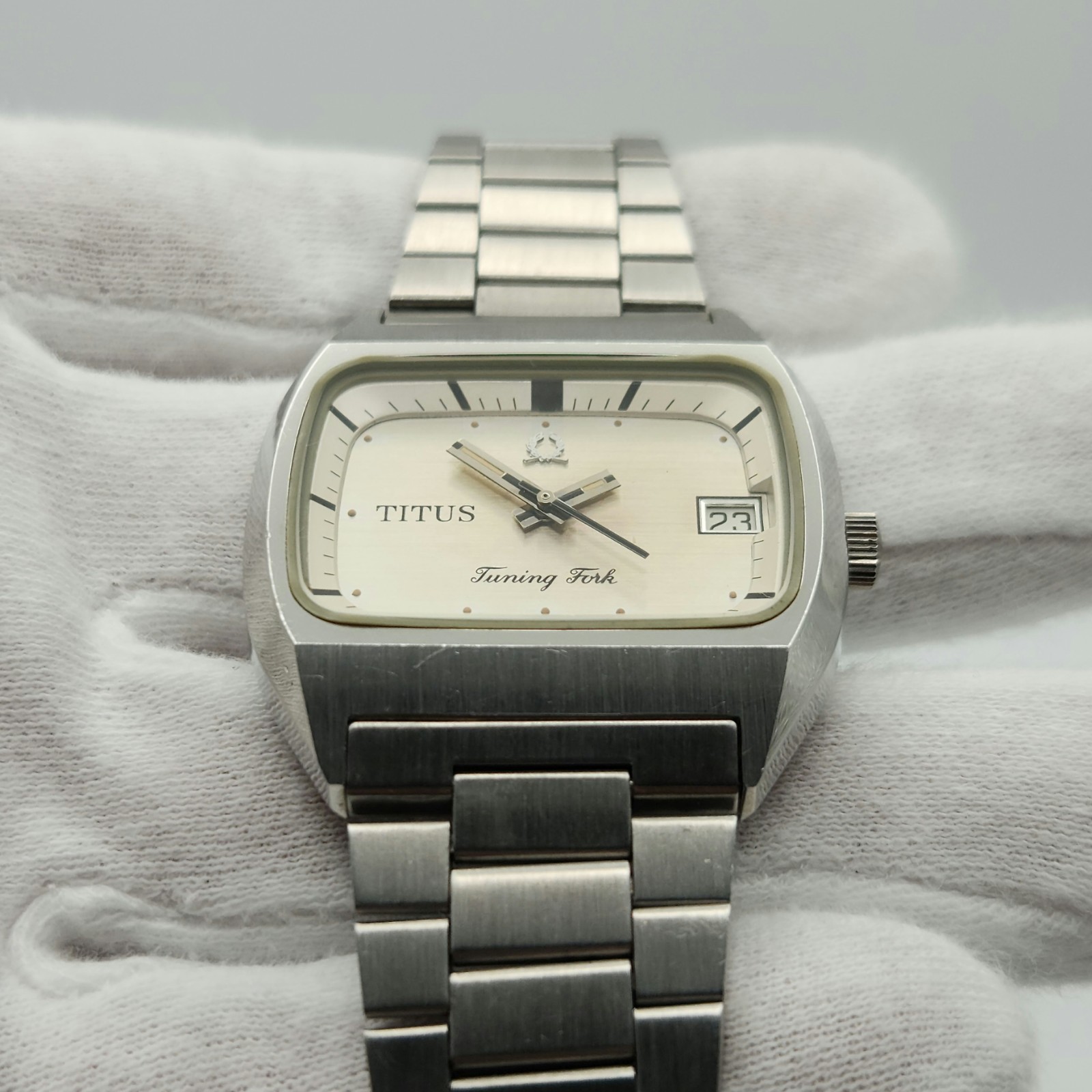Titus Tuning Fork Men’s Silver Tone Vintage Swiss Made Watch – PARTS / REPAIR