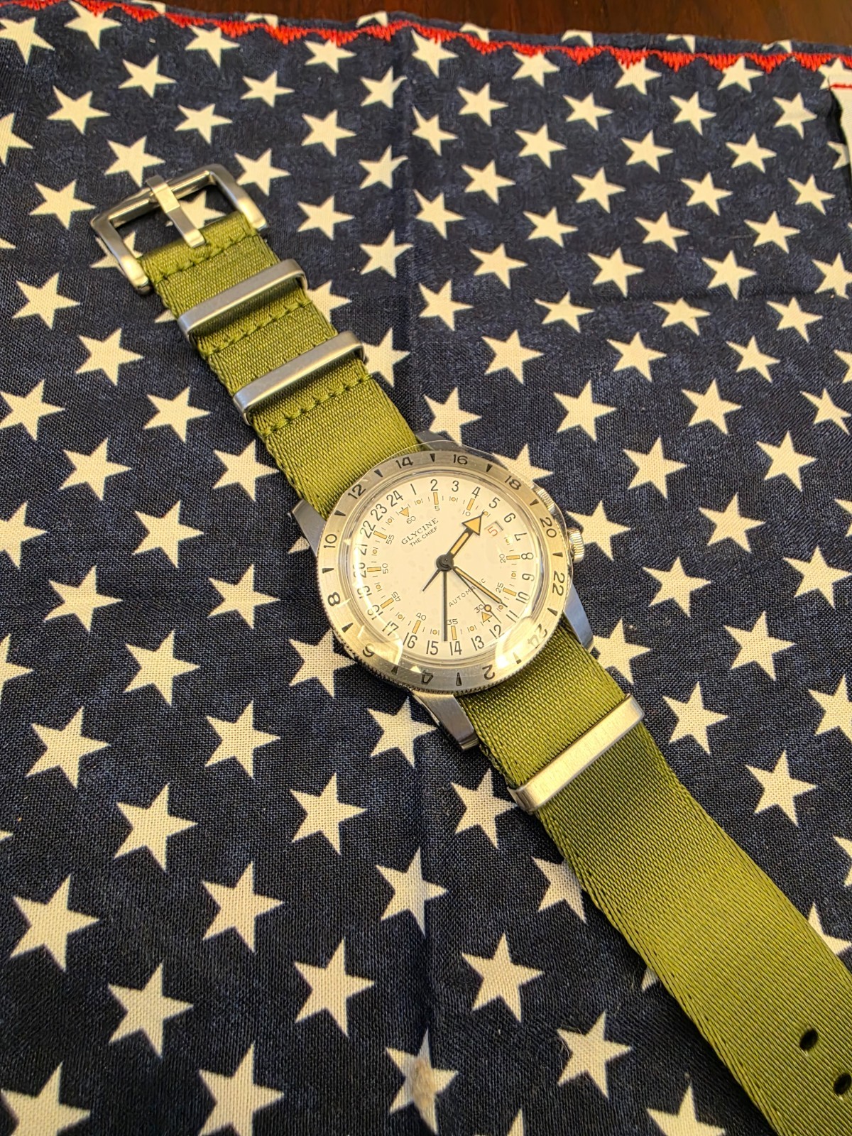 Glycine Men’s Airman Vintage The Chief GMT 40mm Automatic Watch GL0467