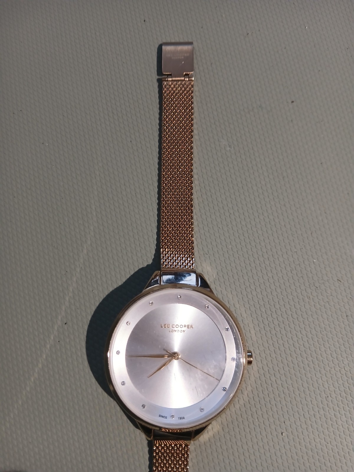 Lee Cooper London watch lC07124 230, 30M water resist, new battery