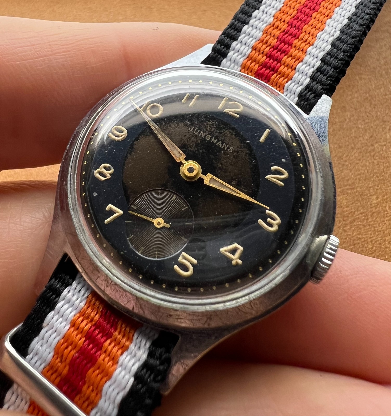 VINTAGE JUNGHANS BULLSEYE “MAX BILL “”MILITARY MENS WATCH 93 GERMANY ,,,
