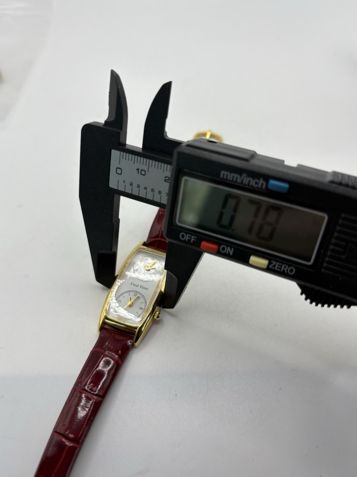 Pedre Dual Time Women Gold Tone Croc Leather Quartz Watch New Batteries