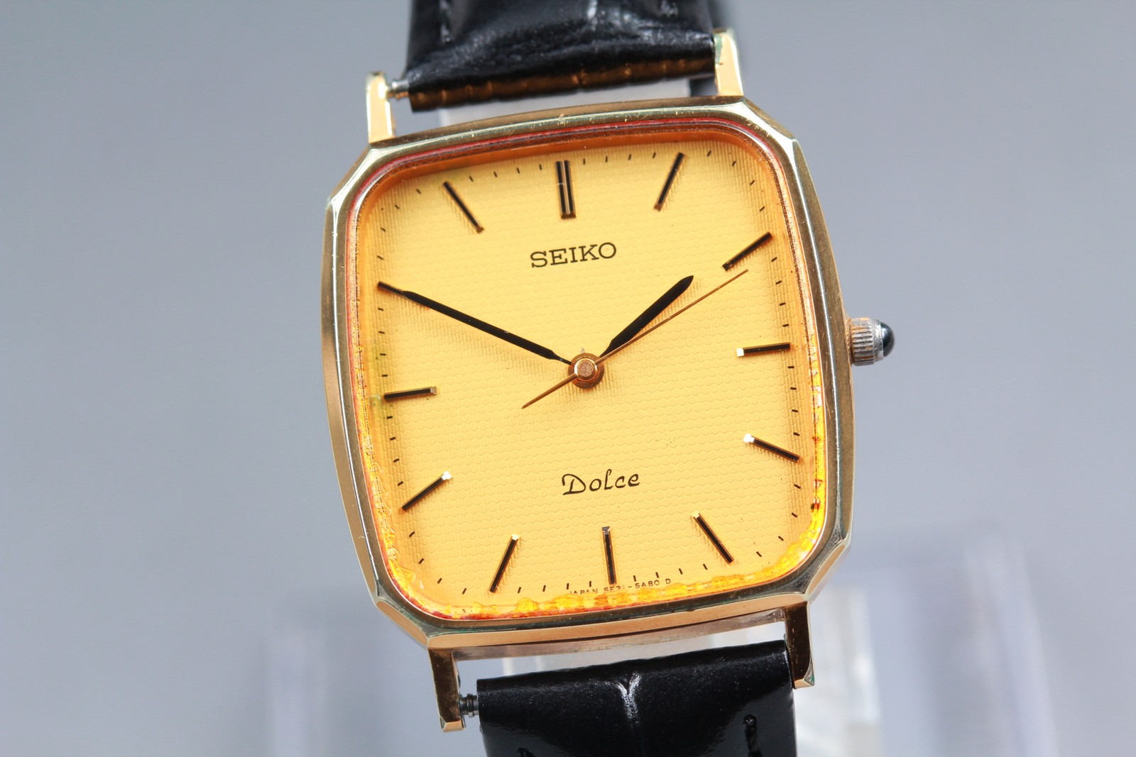 Vintage 1990 [Near MINT] Seiko Dolce 5E31-5A80 Gold Tank 27mm Quartz Men’s Watch