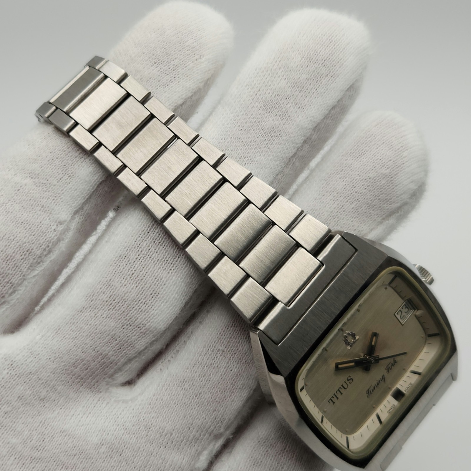 Titus Tuning Fork Men’s Silver Tone Vintage Swiss Made Watch – PARTS / REPAIR