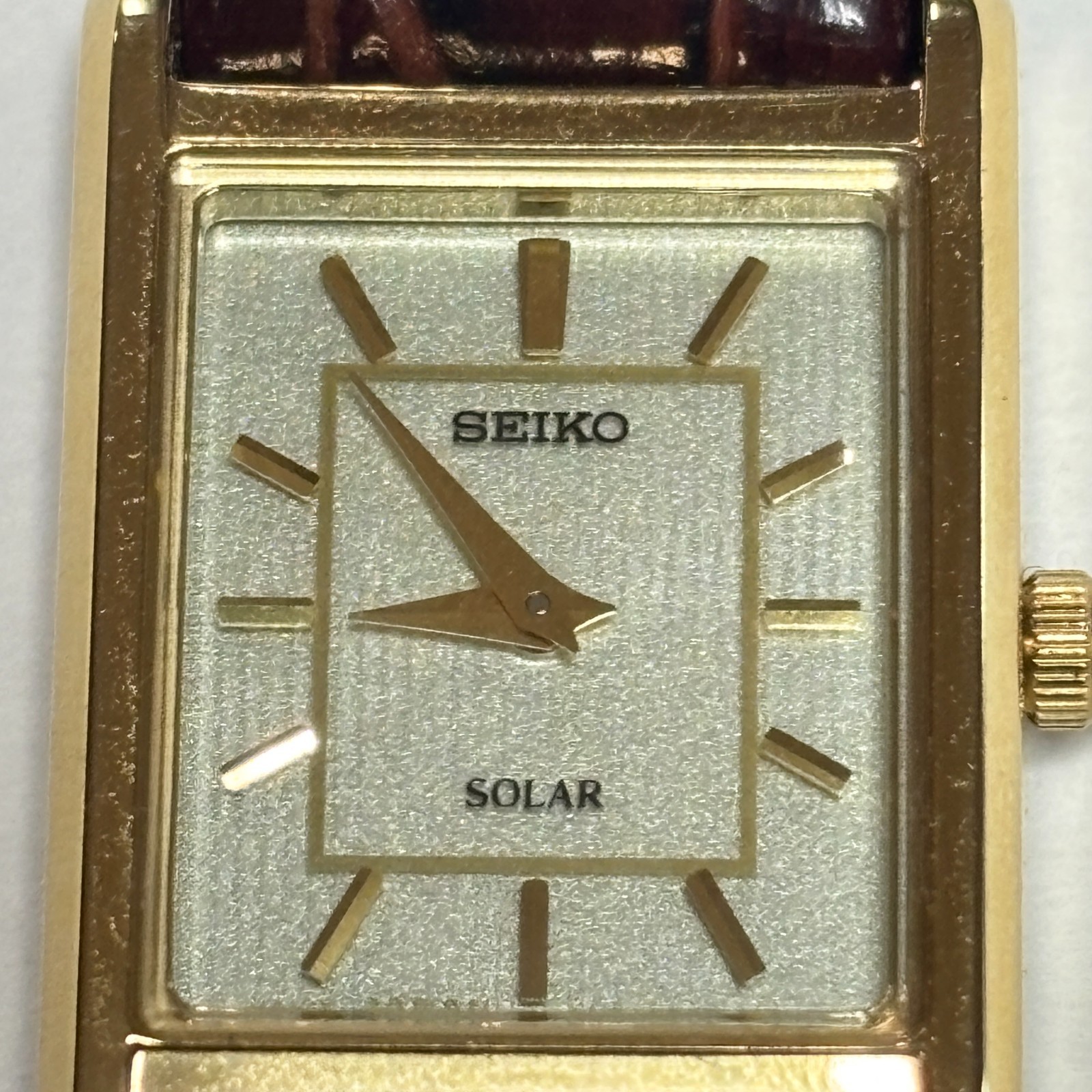 Seiko Solar Tank V115-0BD0 18mm Gold Tone Woman’s Watch From JAPAN