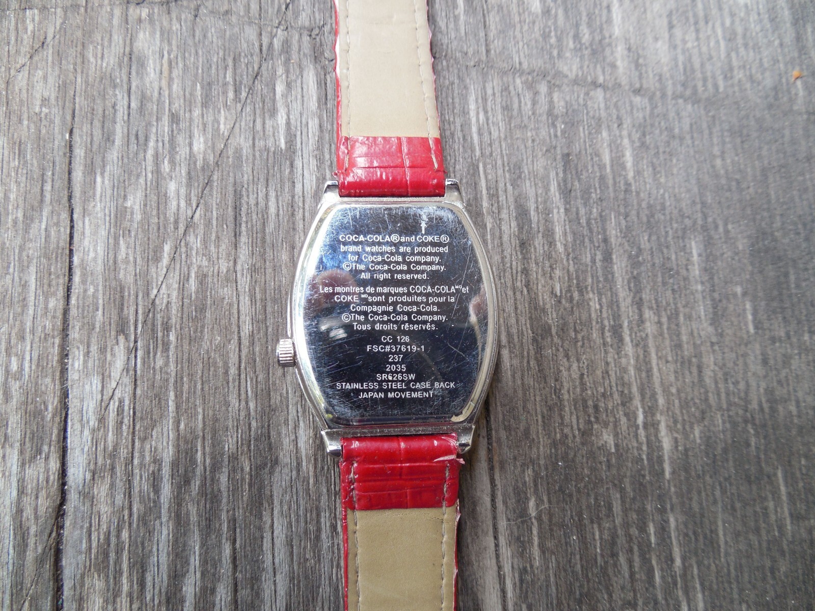 COCA COLA Analog Wristwatch Working New Battery