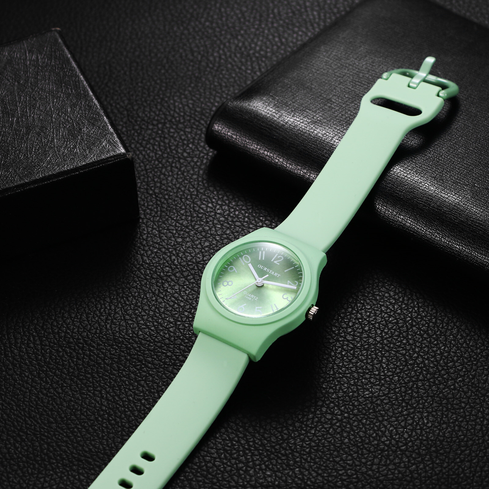 Women Girls Casual Jelly Silicone Band Students Sport Analog Quartz Wrist Watch