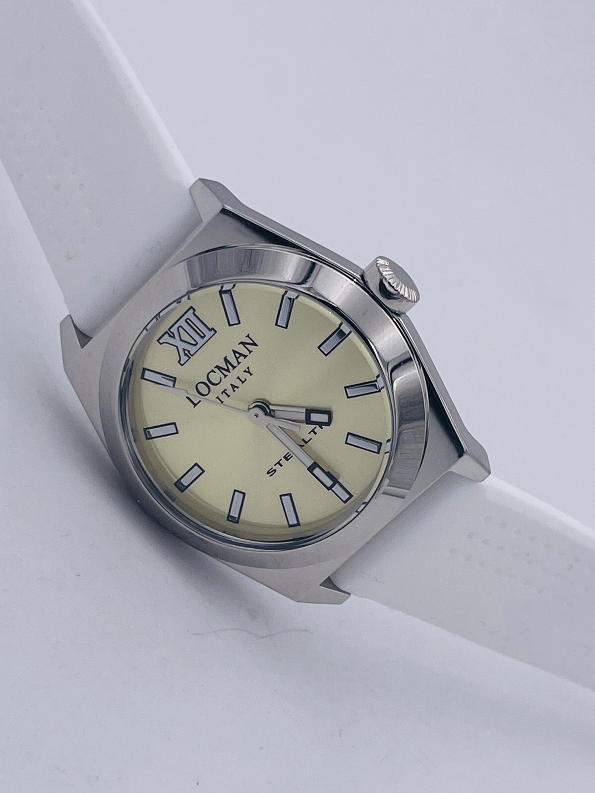 Orologio Locman Stealth Lady 204ACYW/240 Acciaio/Gomma 33mm Scontatissimo Nuovo