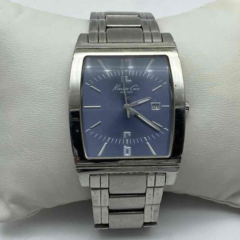 Kenneth Cole New York Men’s KC3827 Stainless Steel Blue Dial Quartz Watch 36mm