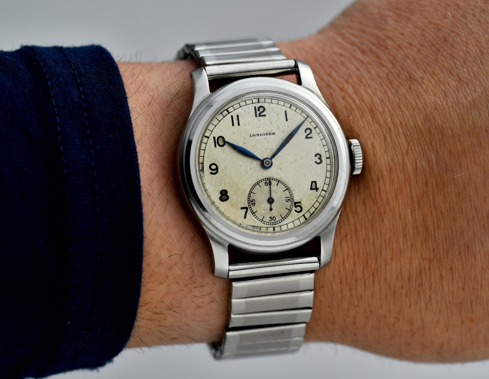 Vintage LONGINES Sei Tacche – 12.68 – Stepped Beveled 33.5 mm Case- 40’s Watch