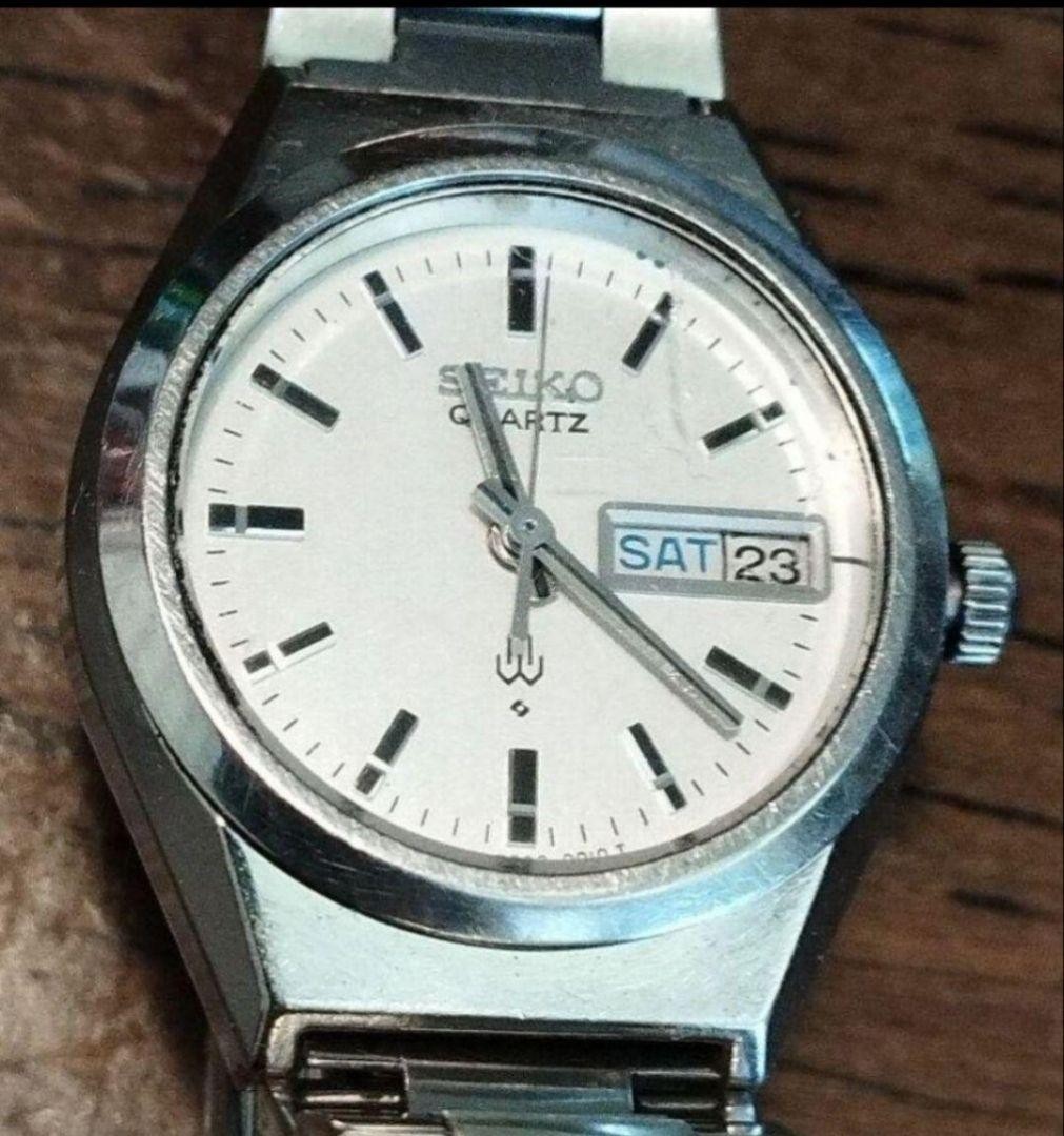 BS16 Seiko Quartz Watch, Working Condition, with Day and Date Display