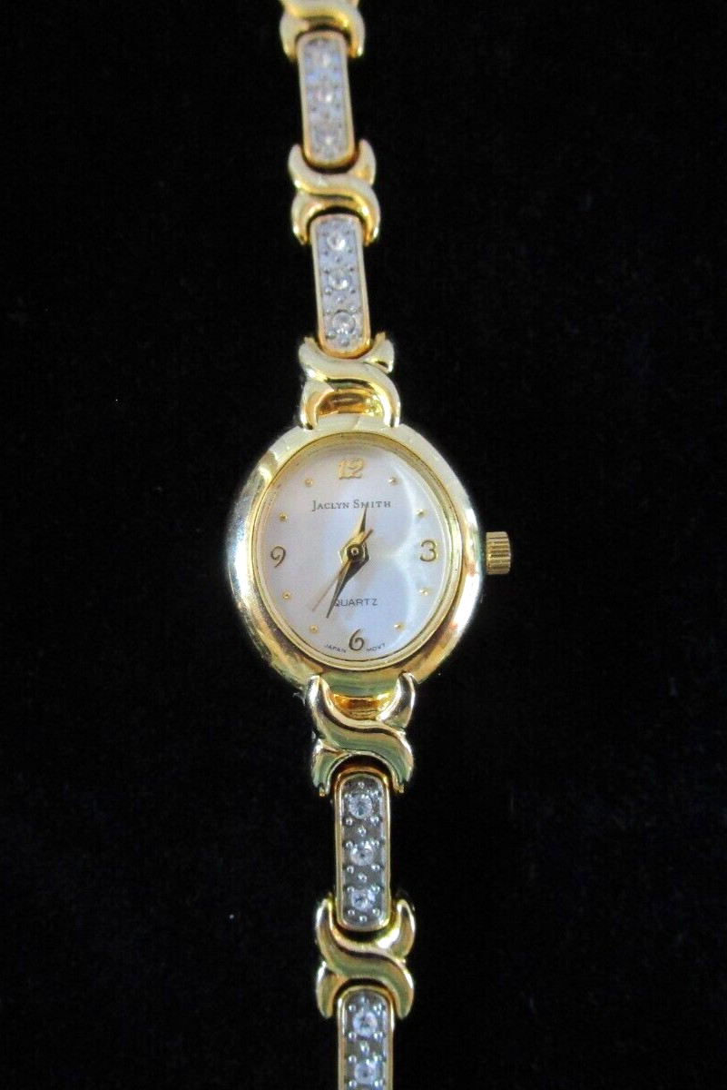 Jaclyn Smith Fancy Ladies Quartz Goldtone Watch Rhinestone Bracelet Band Works
