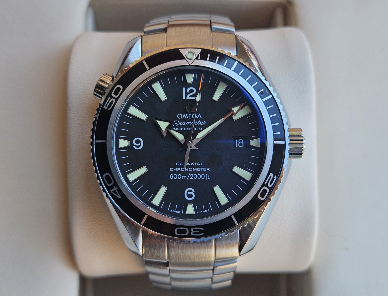 OMEGA Seamaster Planet Ocean Black 42mm 2201.50.00 (2007)