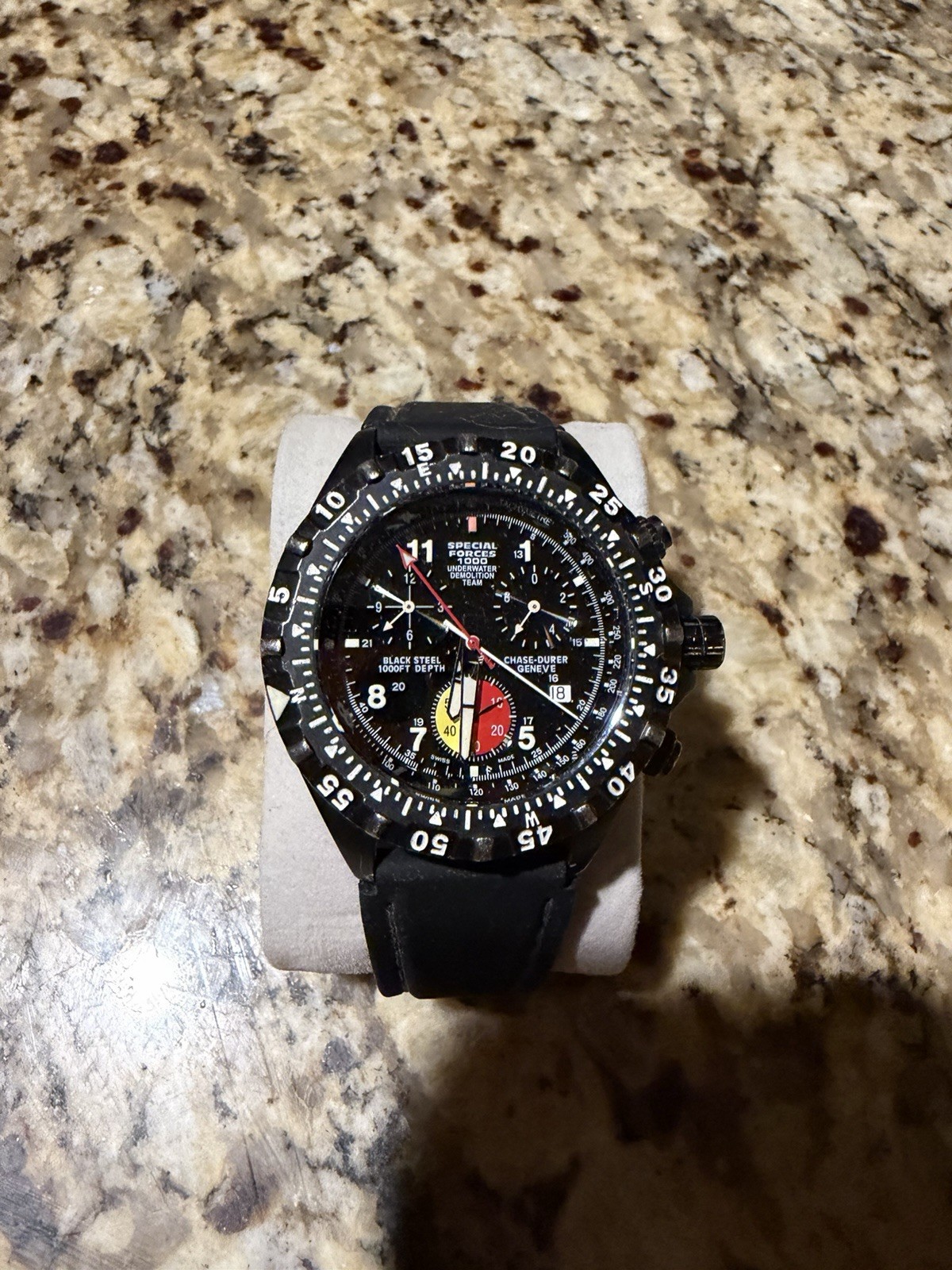 Chase-Durer Special Forces 1000 UDT Black Rare Burn Notice Watch
