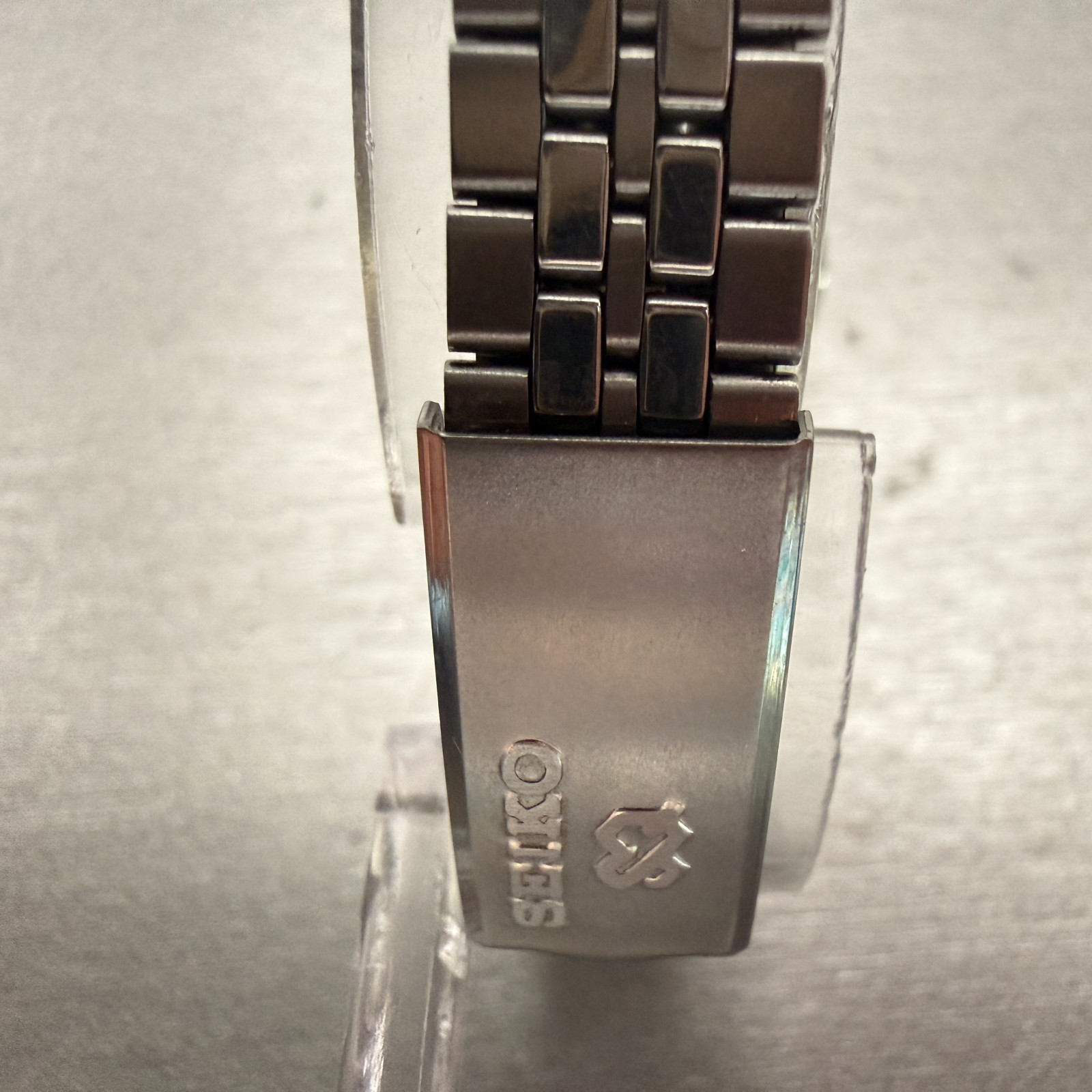 Seiko SQ Watch Women 23mm Silver Dial Silver Daydate Round 2A23-0029 New Battery