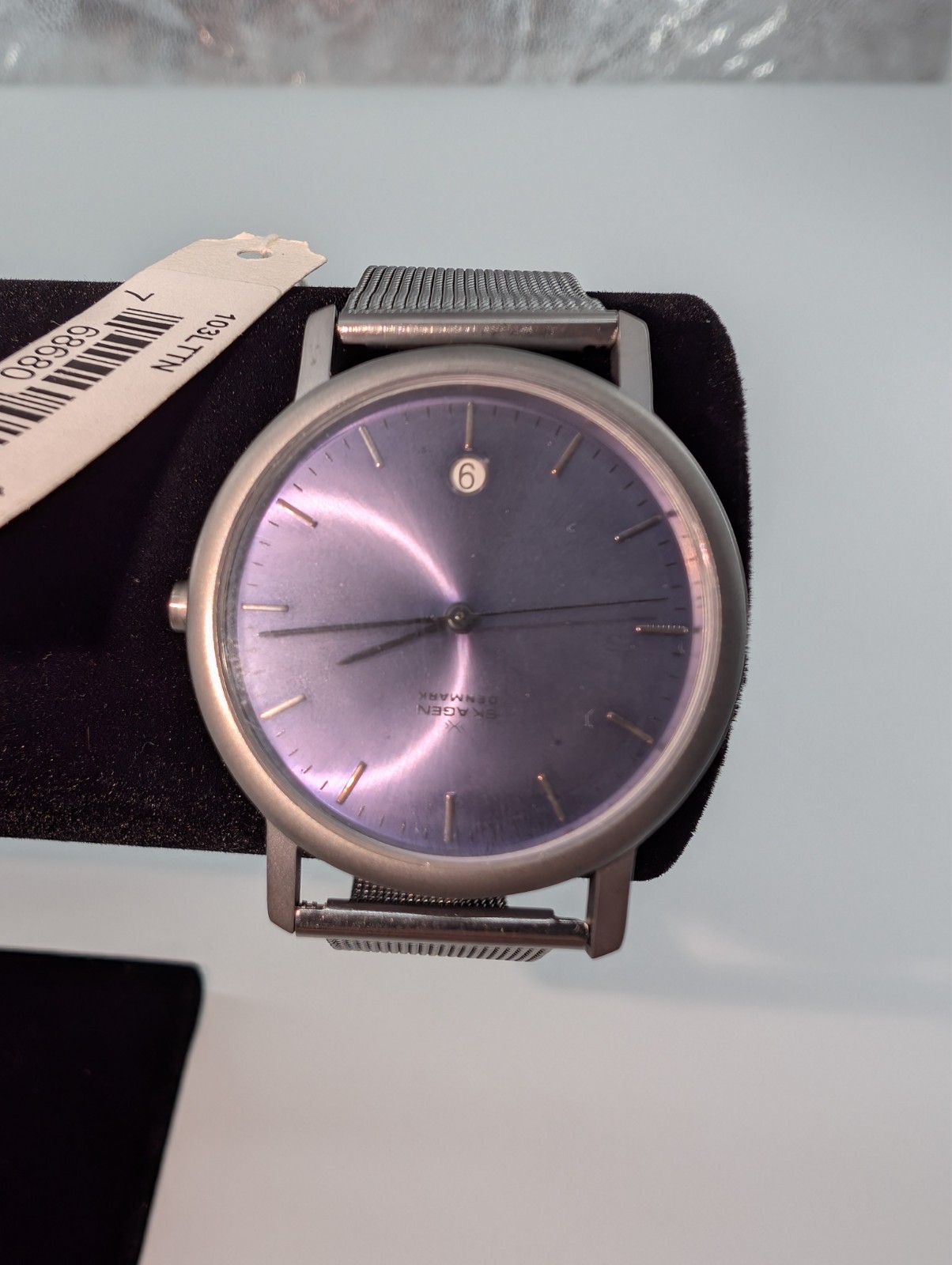 Skagen Denmark 103LTTN Blue Gradient Dial Mesh Band Watch Quartz Stainless