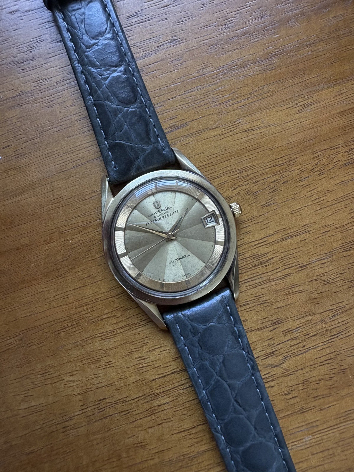 Universal Genève Polerouter Date – Microrotor Cal. 218-2