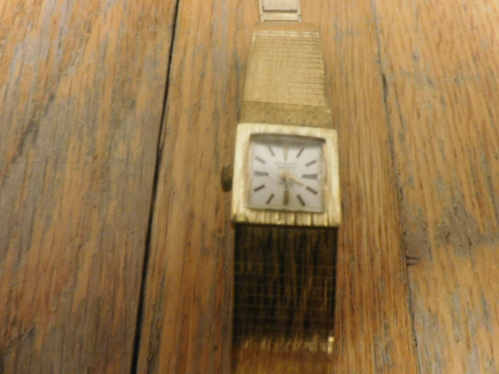 Vintage Women’s Antique Stahl Gold Filled Metal Square Watch 17 Rubis