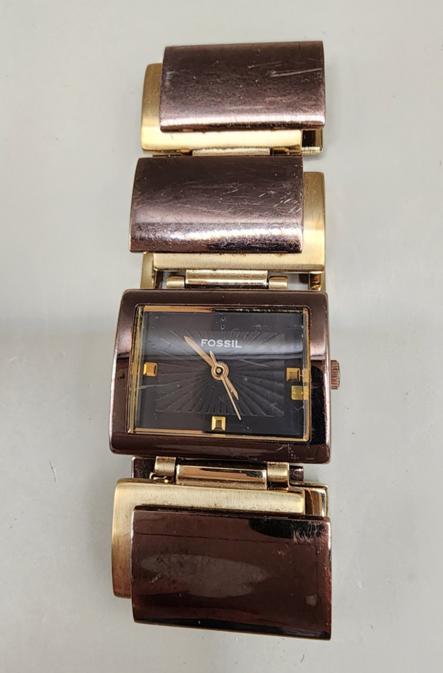 Fossil F2 ES-1853 Women’s Cuff Watch Bronze Gold Tone Bracelet 6″ Small Wrist