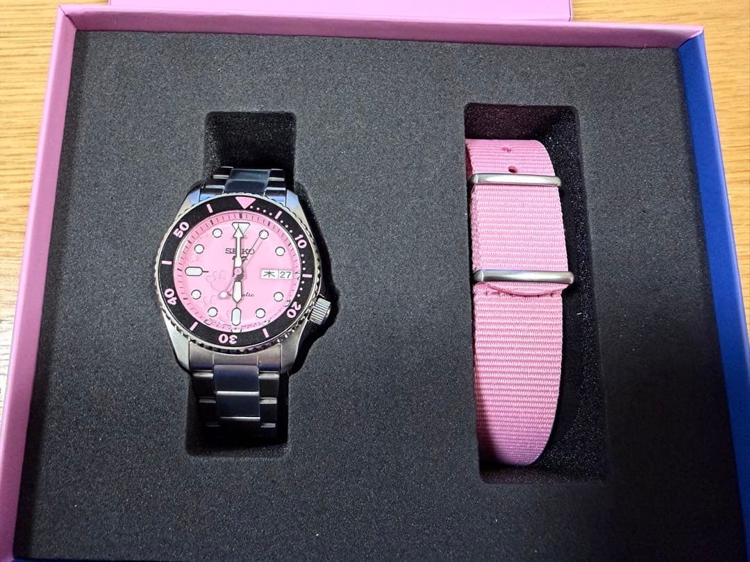 Seiko 5 Sports SKX Series × Pink Panther Men`s SBSA321 87-A97 NEW