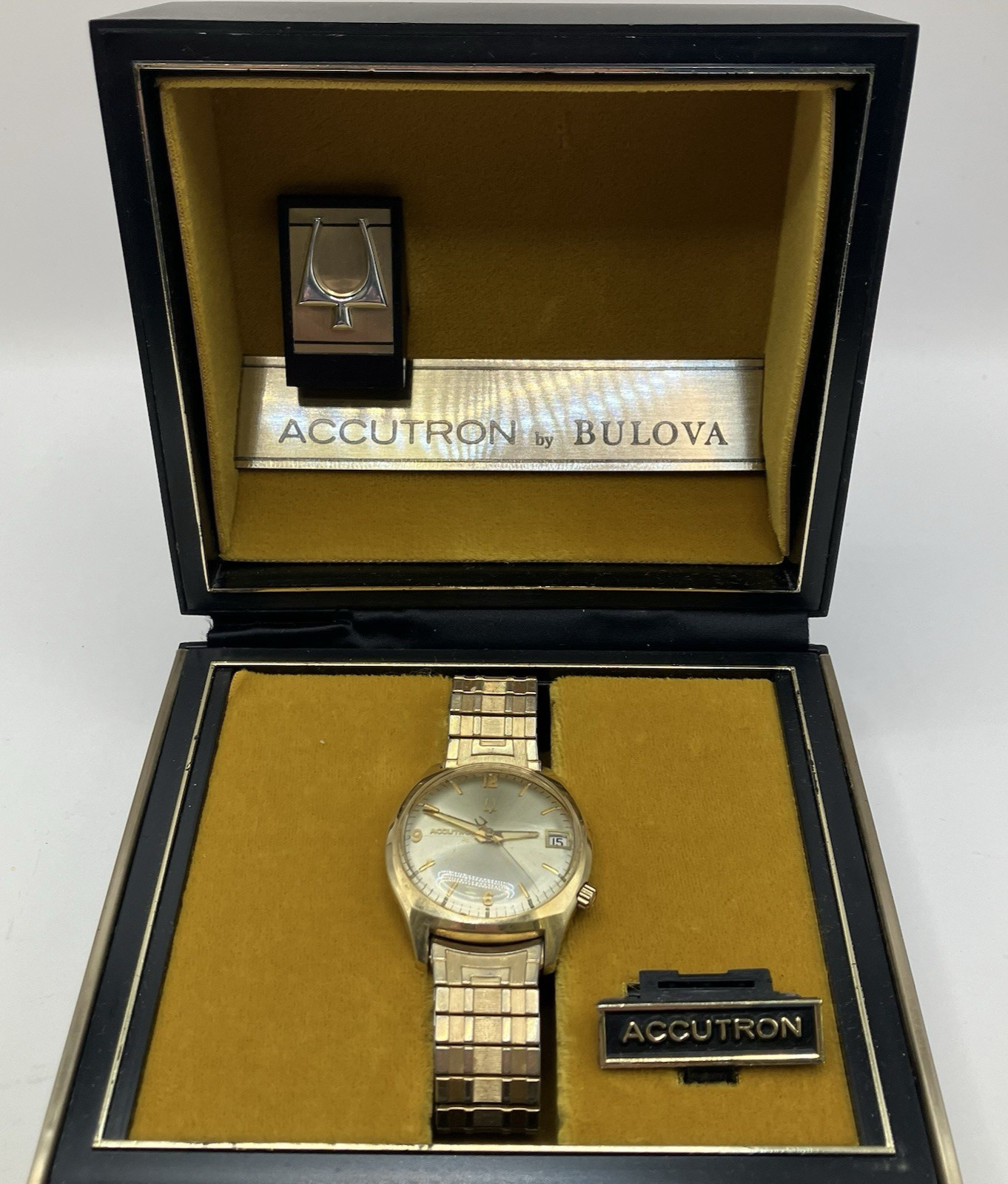 Vintage Bulova Accutron G696409 M9 14k Yellow Gold Filled Date Watch – UNTESTED