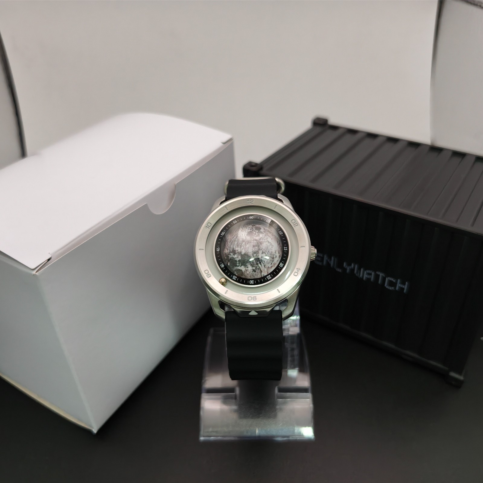 Magnet Orbit Moon Luminous Magnetic Unique Design Men Watch Silicone Strap