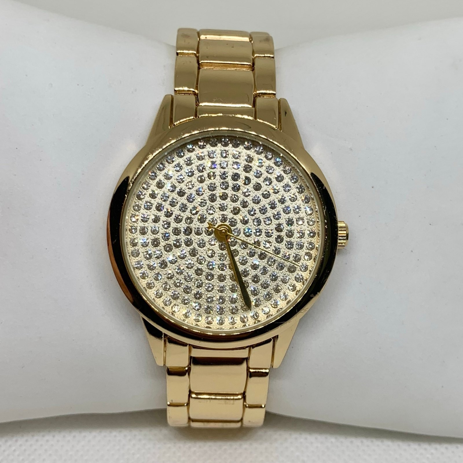 Aldo gold tone women watch 35mm round quartz analog iced dial 7.5” running