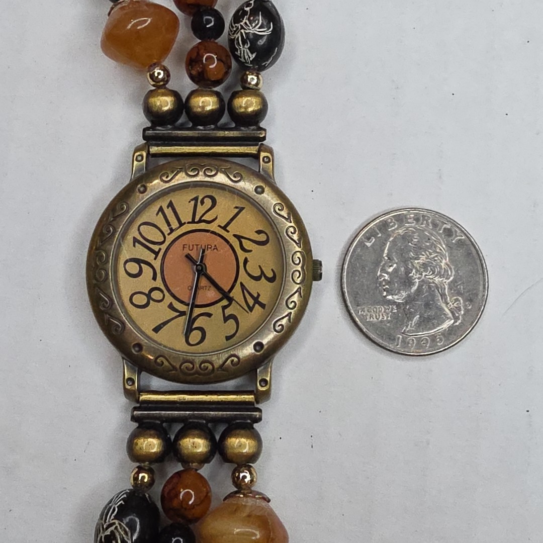 Futura 3906 V377 Beaded Ladies Watch, Needs A New Battery 7″