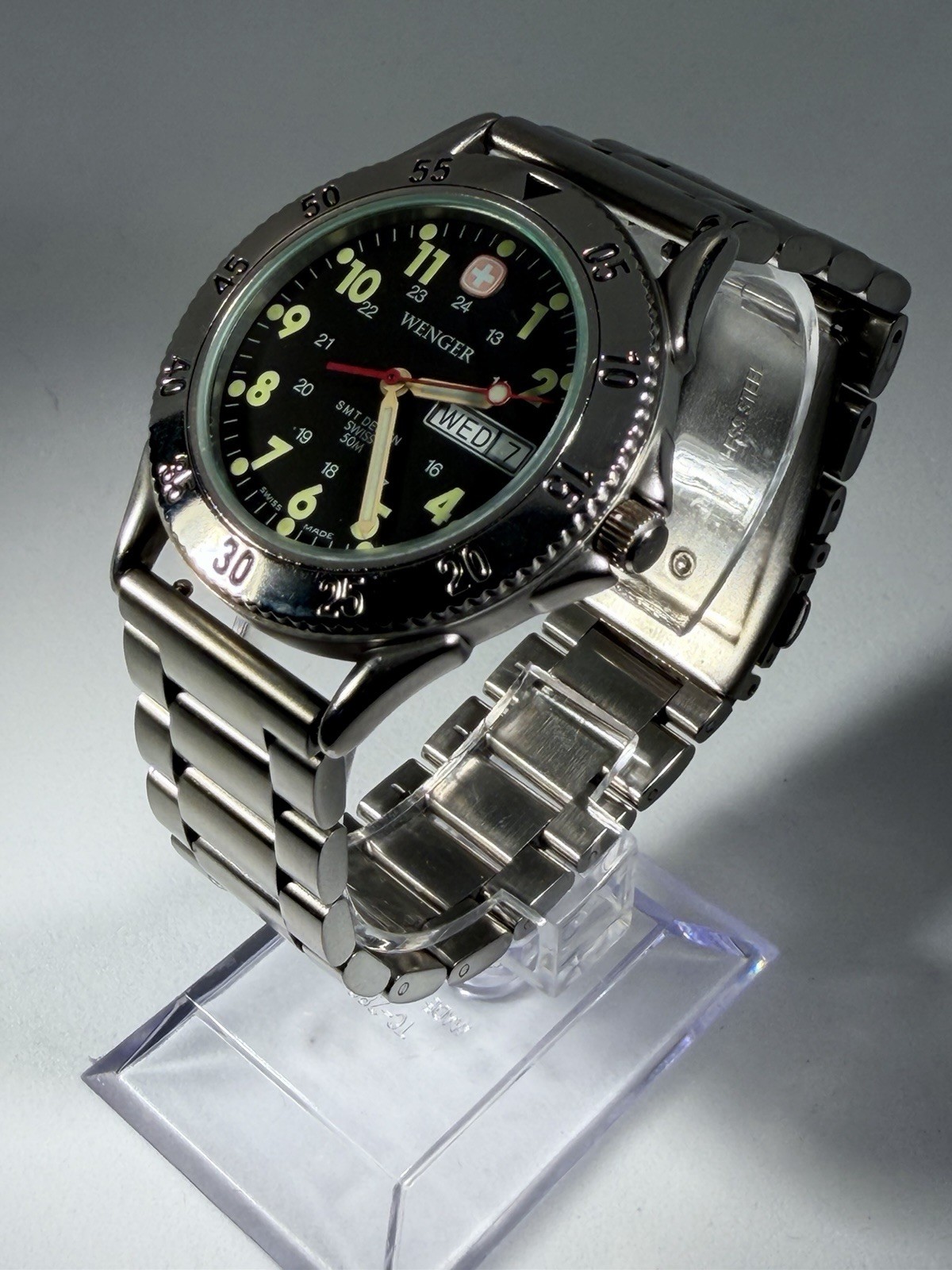 Wenger Swiss Army SMT Design Men’s Vintage Field Watch – Refurbished w/ Box #1M