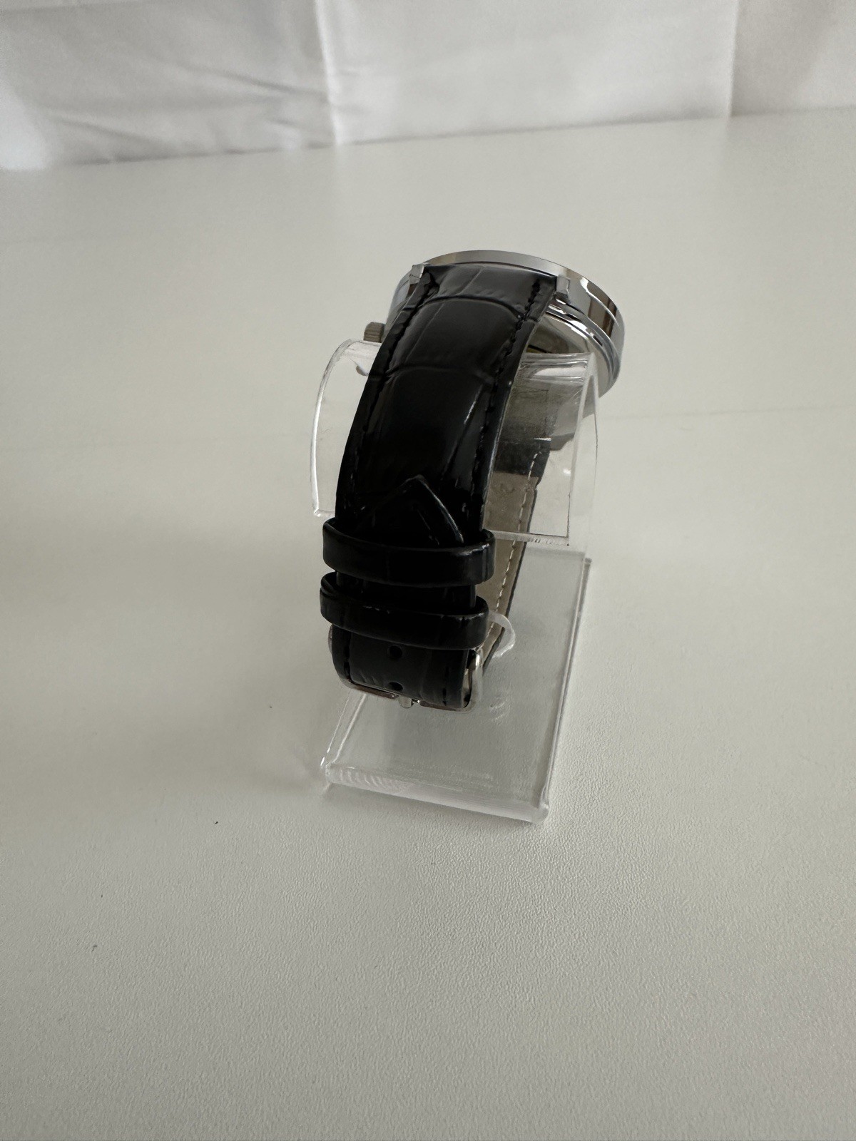 Poedegar Men’s Quartz Watch With Real Leather Strap