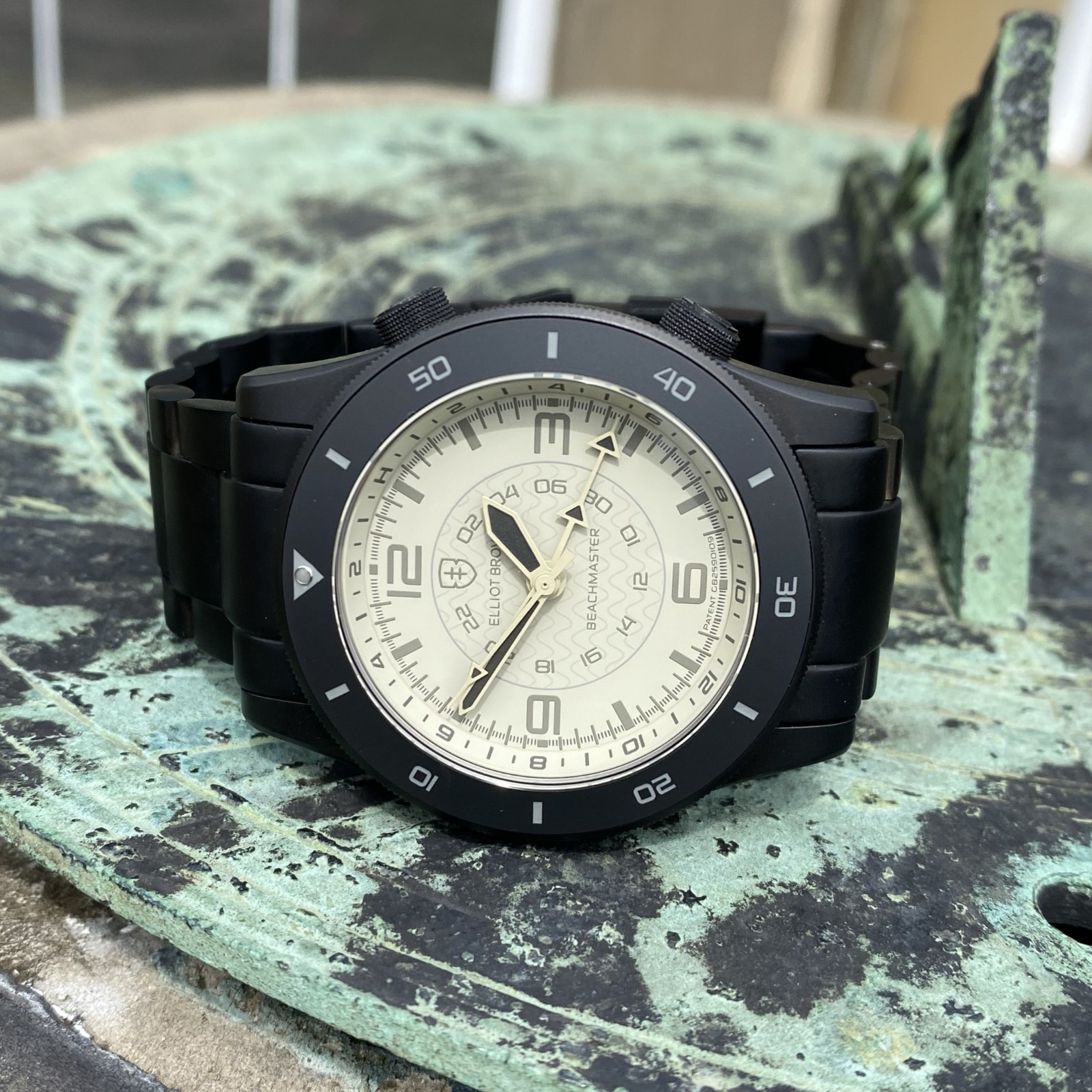 Elliot Brown Beachmaster Ghost Professional Black PVD Swiss Quartz Watch 40mm