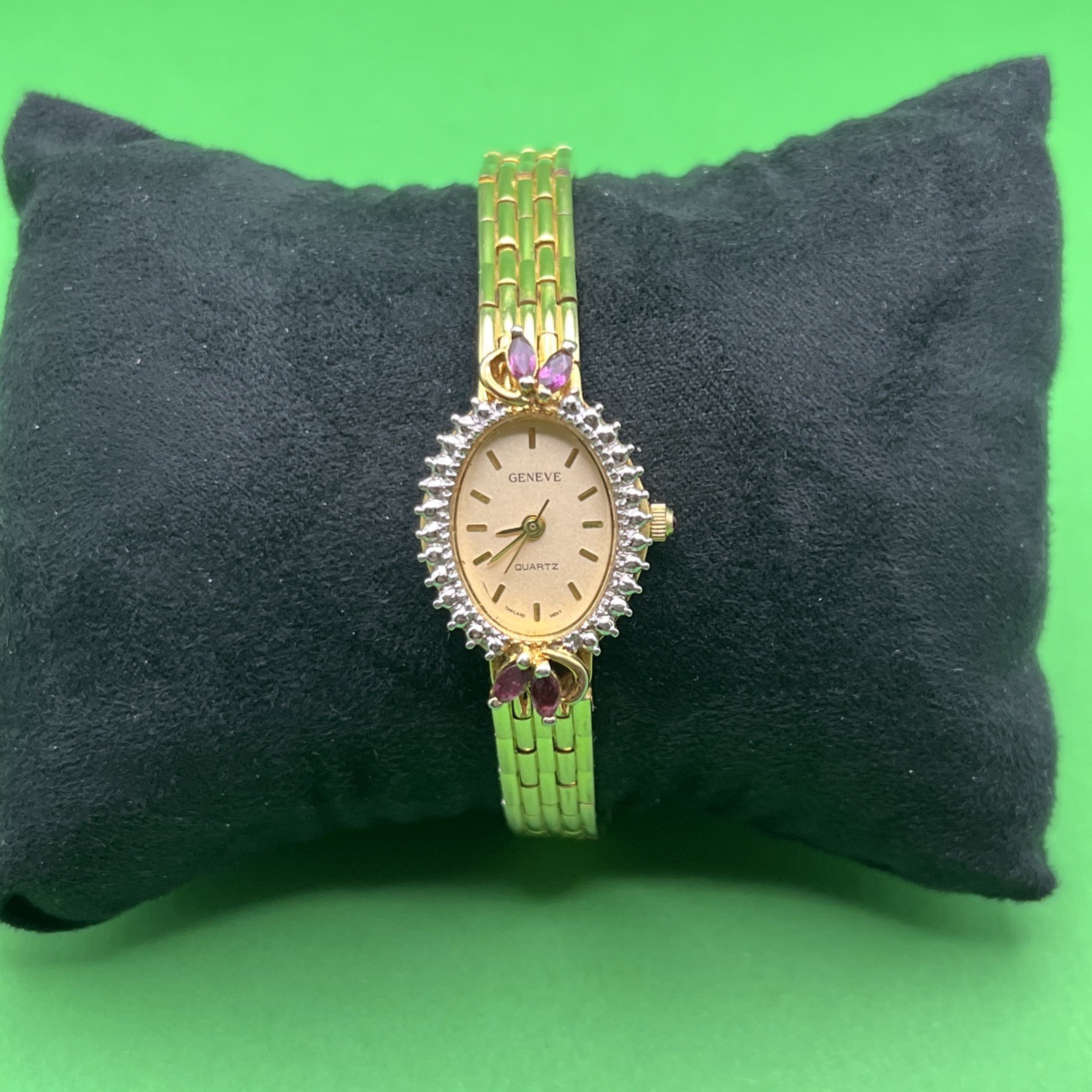 Vtg Geneve Ladies Watch Quartz Thailand Movement Red Stones Running