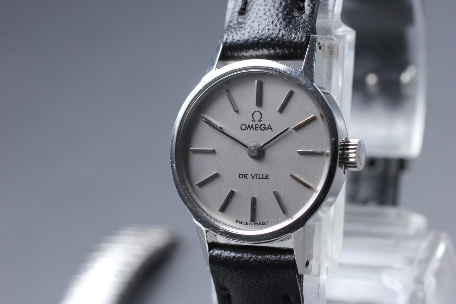 Vintage 1977 OMEGA DeVille Cal.625 Silver Hand Manual Winding 20mm Women’s Watch