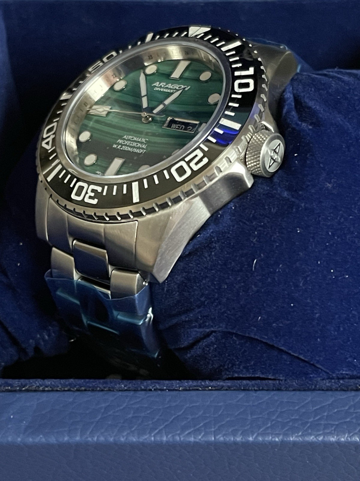Aragon A725MAL DM Tungsten Malachite Dial 50mm