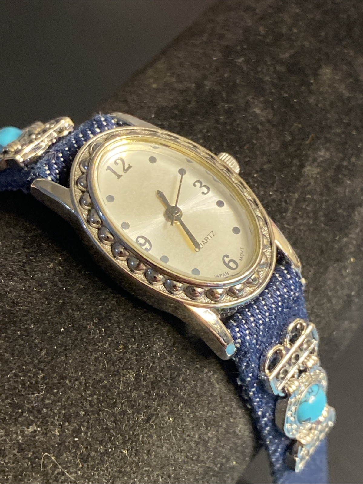 Vintage Avon Turquoise Silver Tone And Denim Band NEW BATTERY Women’s