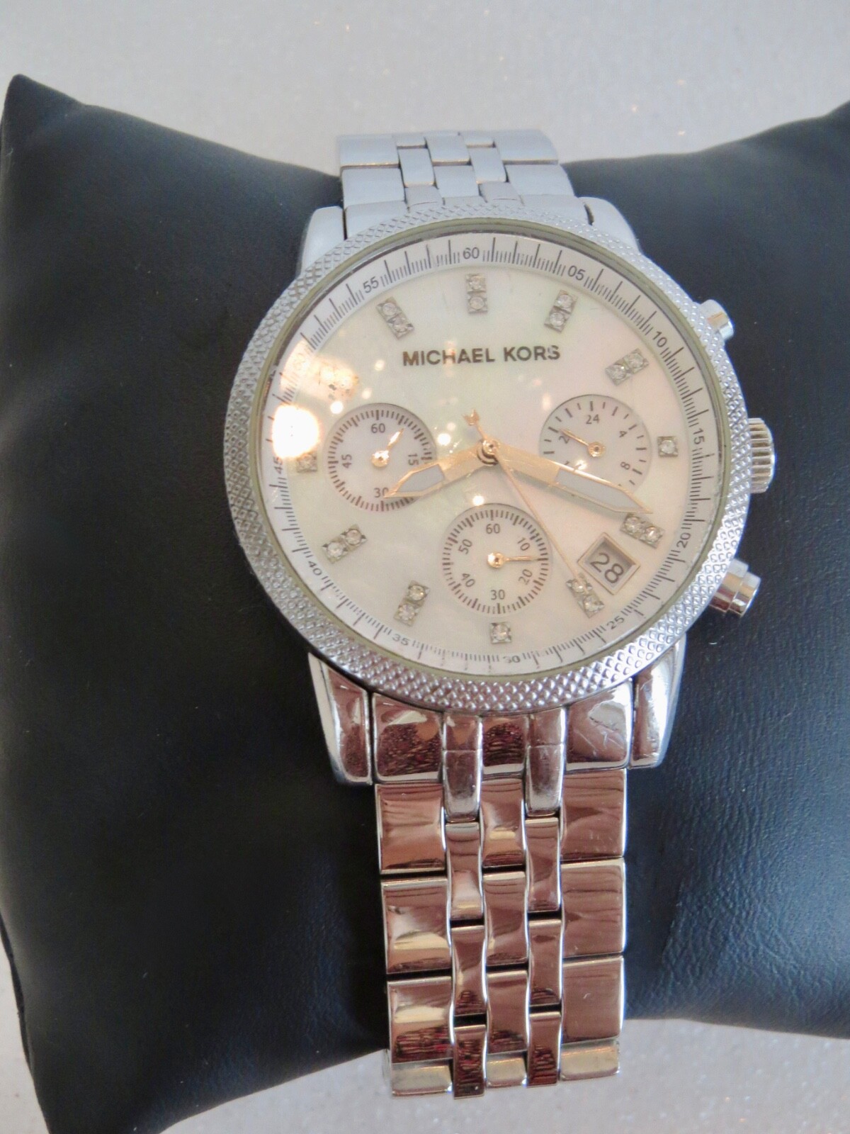 MICHAEL KORS MK5020 Silver Tone Women’s WATCH Sized for Small Wrist Size