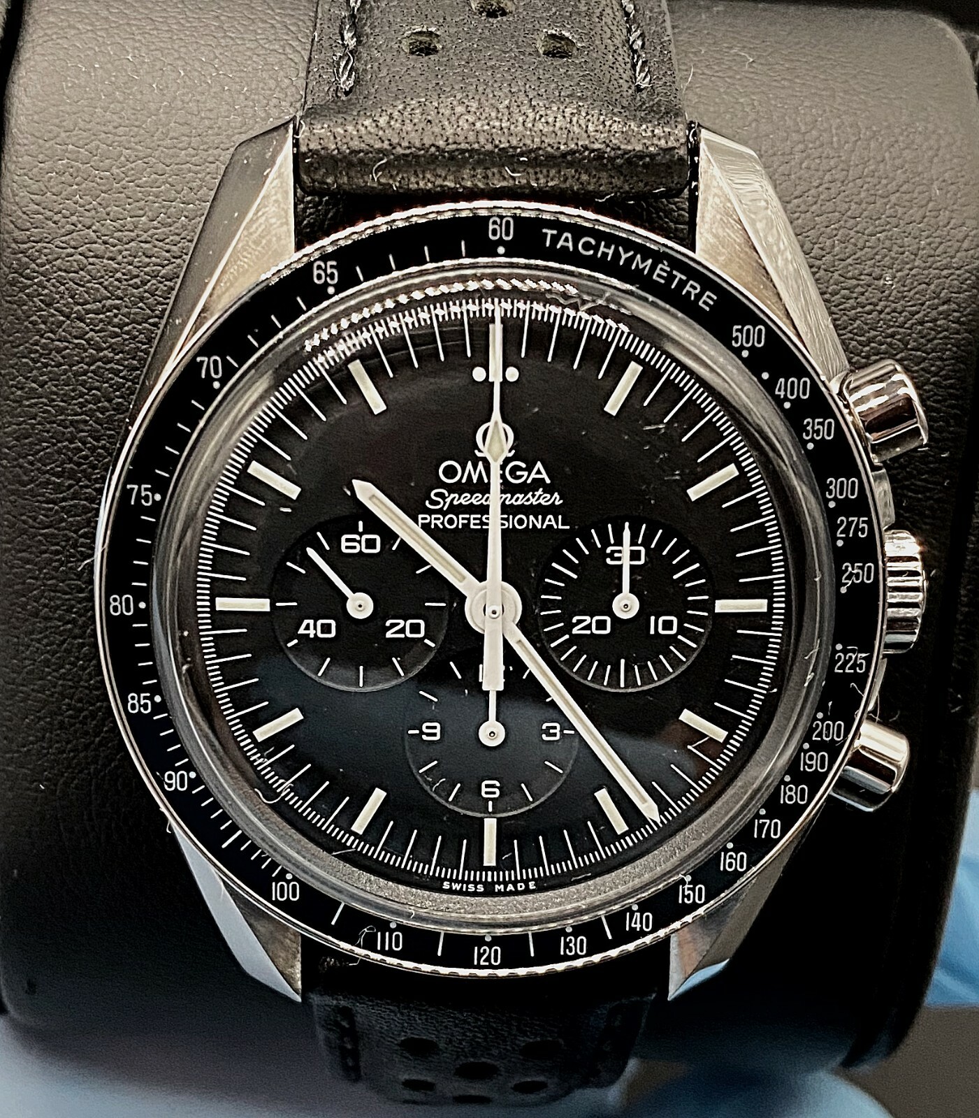 Omega Speedmaster Hesalite 311.30.42.30.01.005