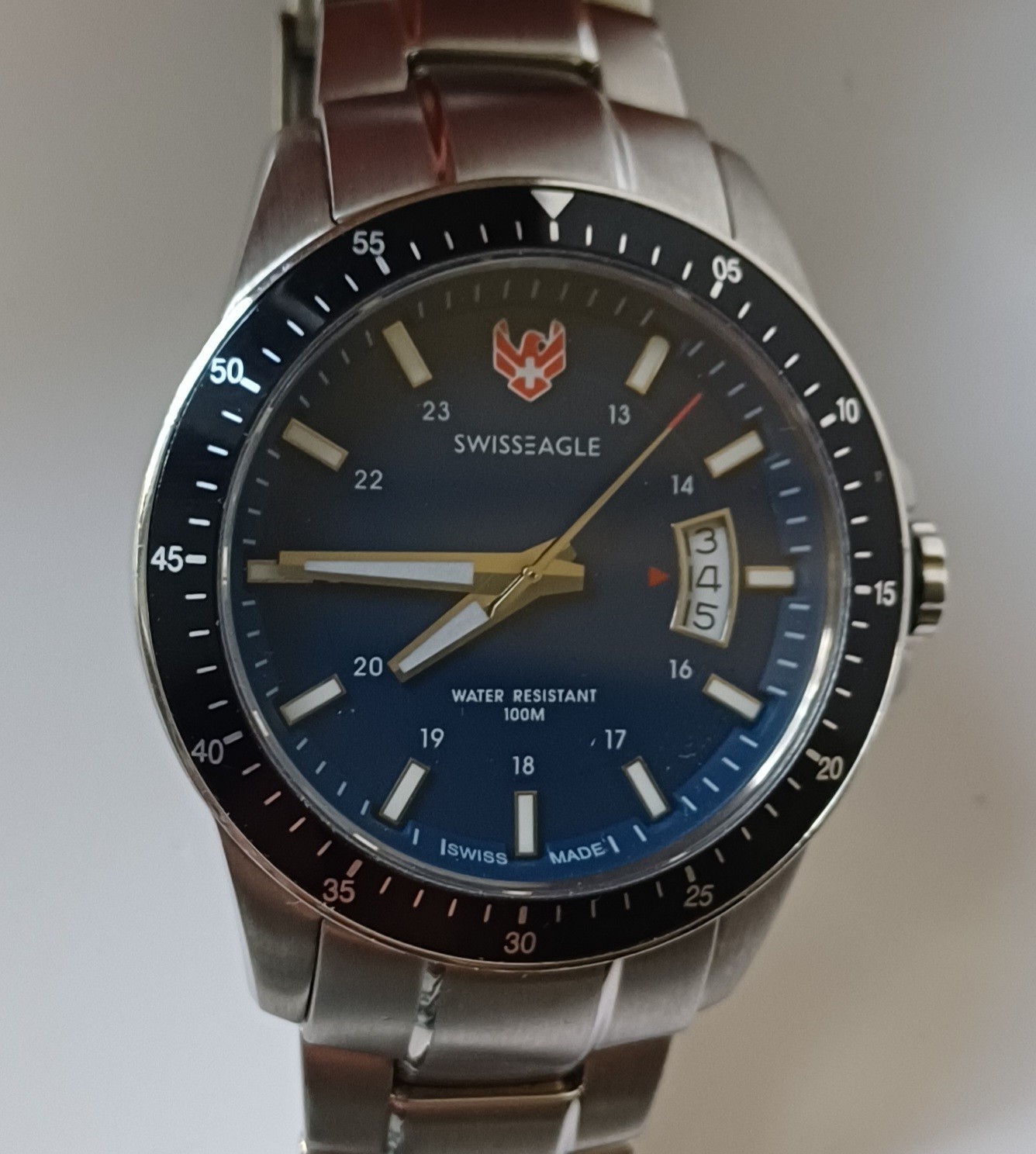Swiss Eagle SE-9032-33 Sapphire Crystal Stainless Steel Mens Quartz Watch, 42 mm