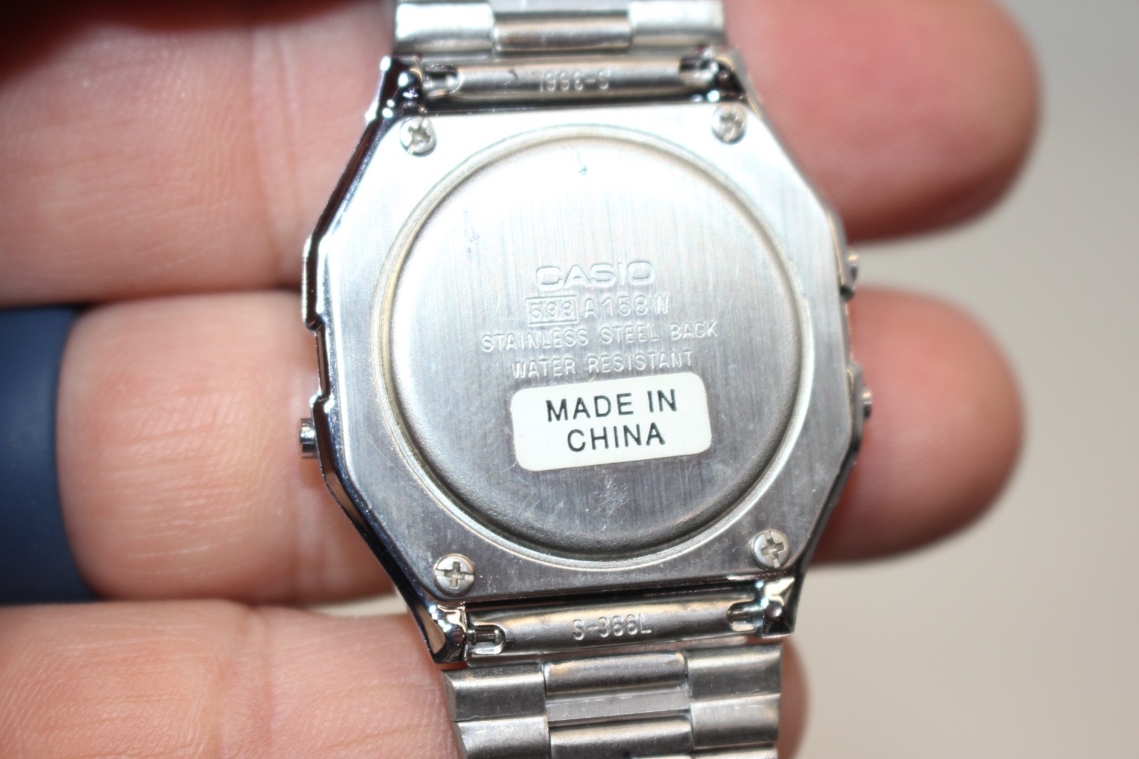 Vintage? Casio Classic A158WA-1 Wrist Watch Metal Oyster Band, Near mint!