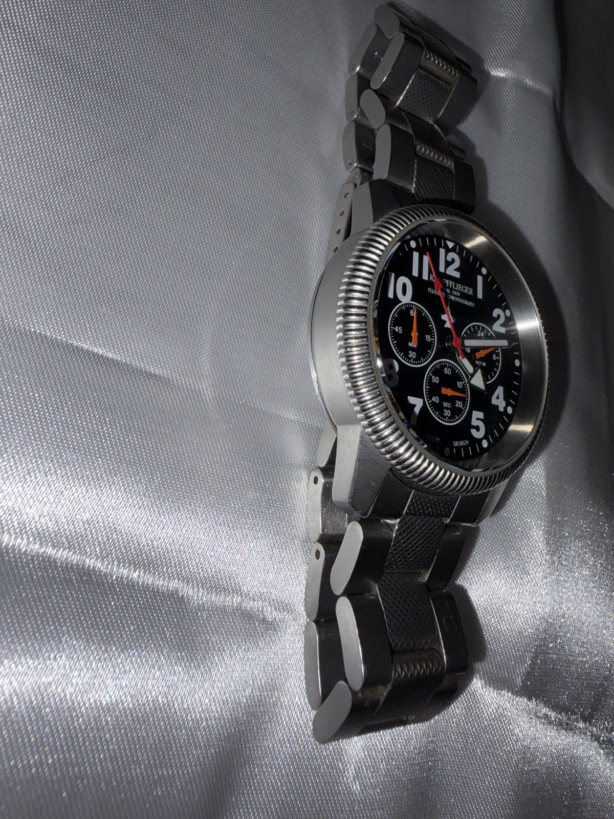 Kampfflieger Quartz Chronograph Pilot Watch Black Dial Metal Bracelet 3 ATM