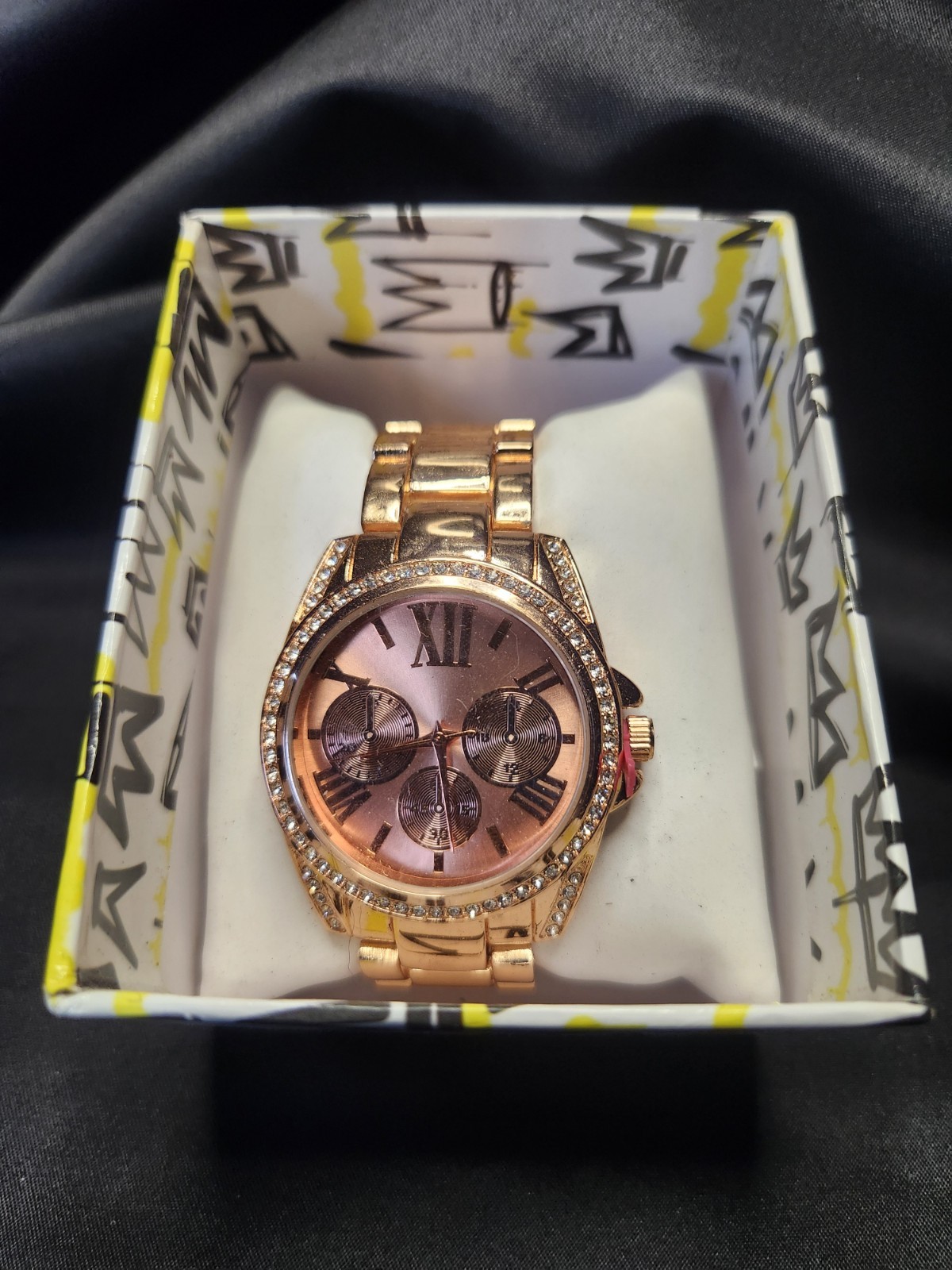 Goldtone Men’s Fashion Watch Stone Bling Quartz ~New~ Still In Box W/ Zip Tie